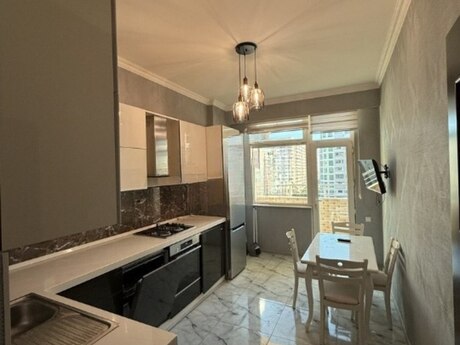 3 otaqlı yeni tikili - Nəsimi r. - 116 m²