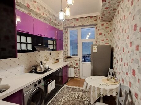 8 otaqlı həyət evi/bağ evi - İmişli - 370 m²