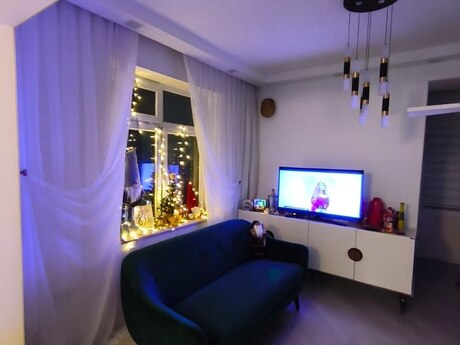 2 otaqlı köhnə tikili - Neftçilər m. - 65 m²