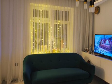 2 otaqlı köhnə tikili - Neftçilər m. - 65 m²
