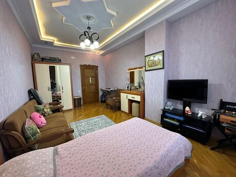 3 otaqlı yeni tikili - İnşaatçılar m. - 140 m²