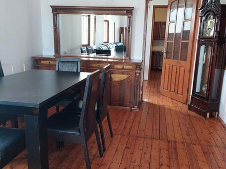 Объявление №6052510 - Баку, м. 8 ноября, 4-комн., 200 м²