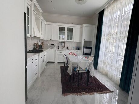 6 otaqlı həyət evi, 300 m², Badamdar: 600 000 ₼ 2
