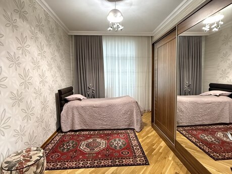 3 otaqlı yeni tikili - Nizami r. - 120 m²