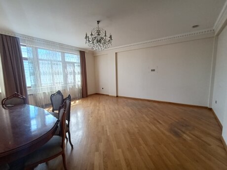 Объявление №6052637 - Баку, м. Шах Исмаил Хатаи, 3-комн., 140 м²