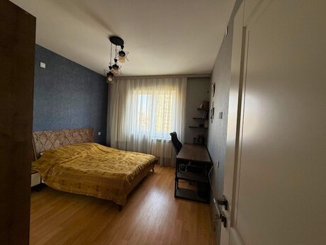 4 otaqlı köhnə tikili - Memar Əcəmi m. - 100 m²