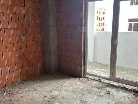 2 otaqlı yeni tikili - Lökbatan q. - 73.8 m²