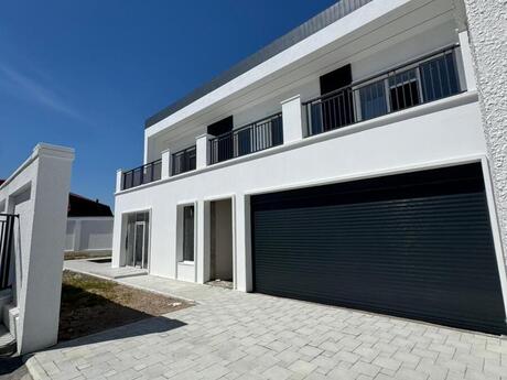 5 otaqlı həyət evi/bağ evi - Buzovna q. - 198.2 m²