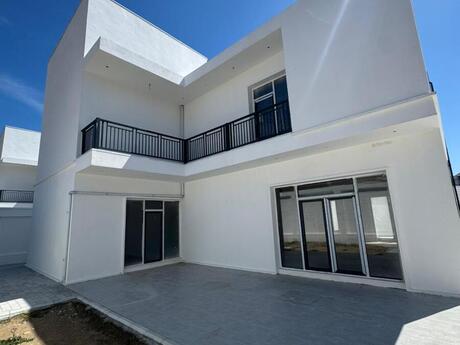 5 otaqlı həyət evi/bağ evi - Buzovna q. - 198.2 m²