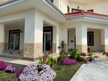 7-комн. дом/дача - пос. Бадамдар - 400 м²