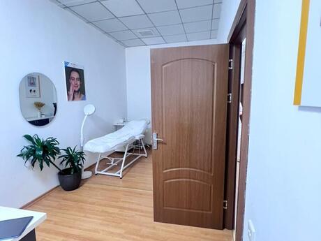 6 otaqlı ofis - Nizami m. - 134 m²
