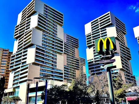 3 otaqlı yeni tikili - 8 Noyabr m. - 145 m²