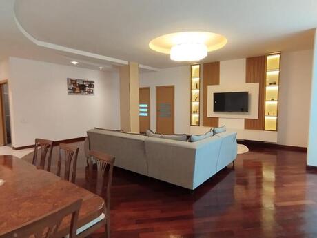 Elan №6052835 - Bakı, 28 May m., 3 otaqlı, 110 m², 12/16 mərtəbə