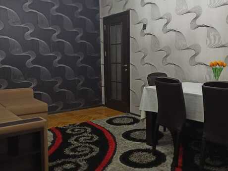 2 otaqlı köhnə tikili - Nizami m. - 60 m²
