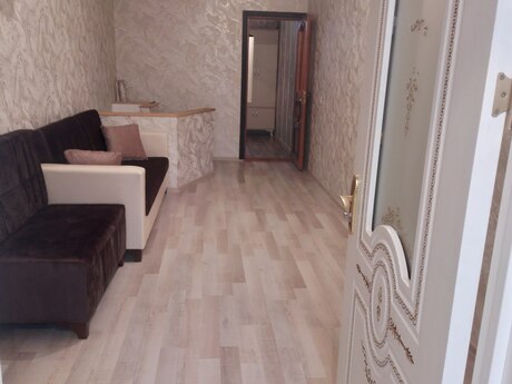 2 otaqlı həyət evi/bağ evi - Memar Əcəmi m. - 50 m²
