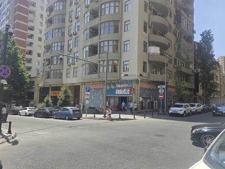 Elan №6052970 - Bakı, 28 May m., 680 m²