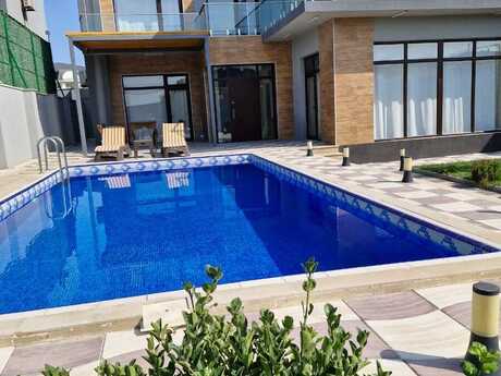 5 otaqlı həyət evi/bağ evi - Mərdəkan q. - 245 m²