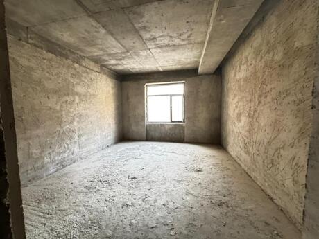 4 otaqlı yeni tikili - Xətai r. - 161 m²
