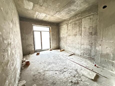 4 otaqlı yeni tikili - Xətai r. - 161 m²