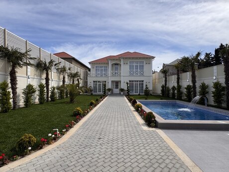5 otaqlı həyət evi/bağ evi - Mərdəkan q. - 300 m²