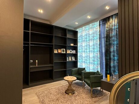 5 otaqlı həyət evi/bağ evi - Şüvəlan q. - 290 m²
