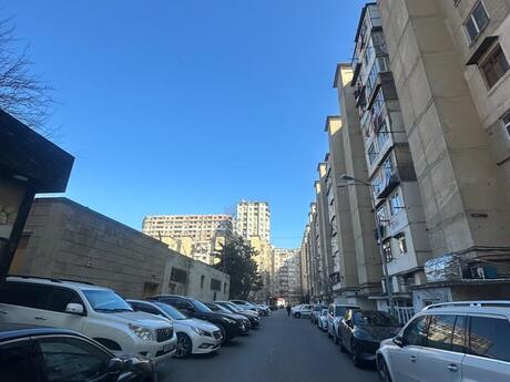 3 otaqlı köhnə tikili - Xalqlar Dostluğu m. - 60 m²