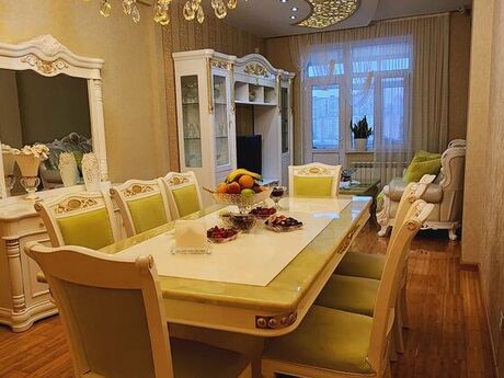 3 otaqlı yeni tikili - 8 Noyabr m. - 134 m²
