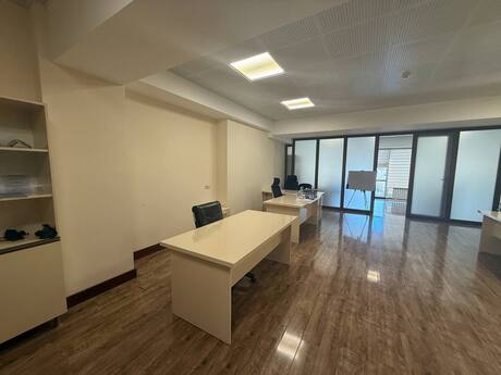 2-комн. офис - м. Шах Исмаил Хатаи - 73 м²