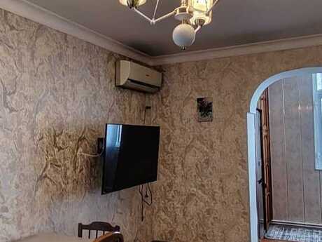 2 otaqlı köhnə tikili - Xalqlar Dostluğu m. - 45 m²
