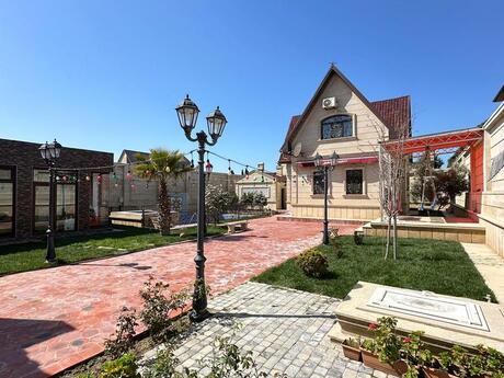 4 otaqlı həyət evi/bağ evi - Şüvəlan q. - 111 m²