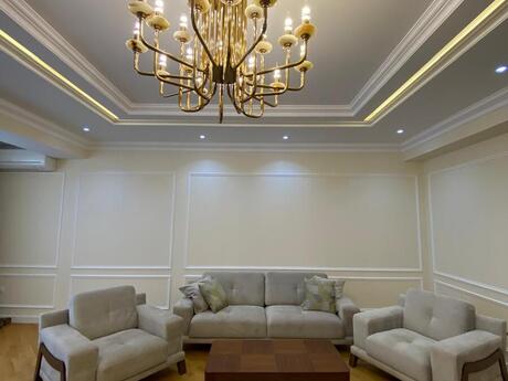4 otaqlı yeni tikili - Gənclik m. - 160 m²