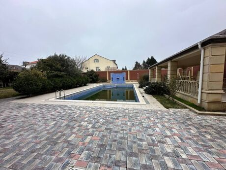 7 otaqlı həyət evi/bağ evi - Novxanı q. - 350 m²
