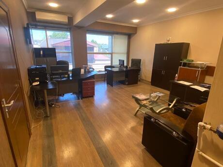 3 otaqlı ofis - Memar Əcəmi m. - 120 m²