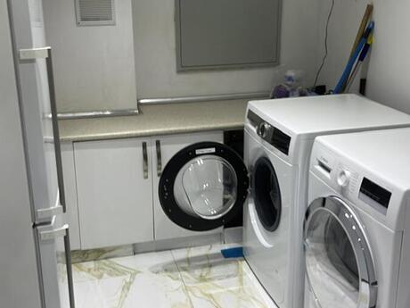 6 otaqlı yeni tikili - 28 May m. - 400 m²