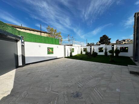 4 otaqlı həyət evi/bağ evi - Şüvəlan q. - 160 m²