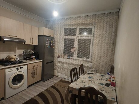 2 otaqlı köhnə tikili - Suraxanı r. - 70 m²