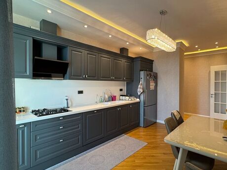 3 otaqlı yeni tikili - Badamdar q. - 135 m²