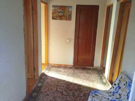 4 otaqlı həyət evi/bağ evi - Novxanı q. - 120 m²