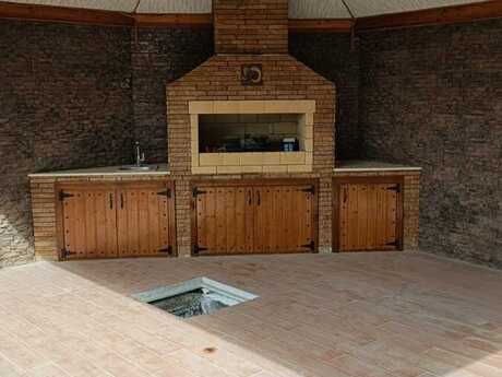 4 otaqlı həyət evi/bağ evi - Mərdəkan q. - 200 m²