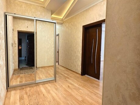3 otaqlı yeni tikili - Şah İsmayıl Xətai m. - 110 m²