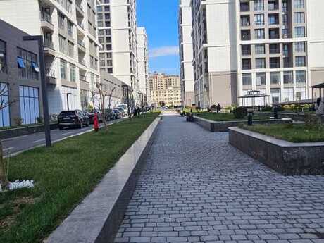 3-комнатная квартира, 146 м², Koroğlu: 366 000 ₼ 3