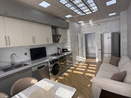 2 otaqlı yeni tikili - Həzi Aslanov m. - 103 m²