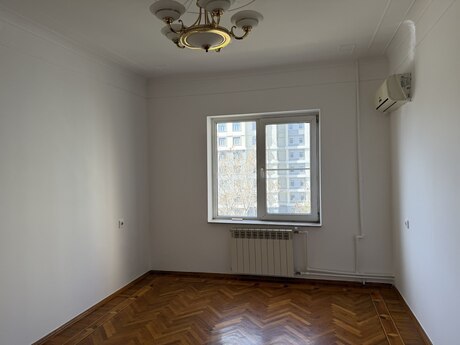 3 otaqlı köhnə tikili - Xalqlar Dostluğu m. - 80 m²