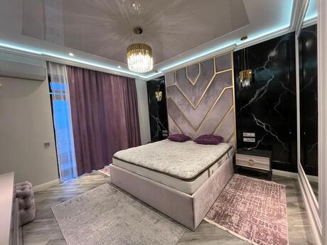 3 otaqlı yeni tikili - 8 Noyabr m. - 180 m²