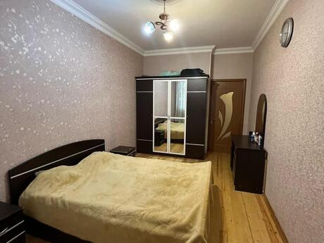 2 otaqlı mənzil, 90 m², Nizami: 175 000 ₼ 2