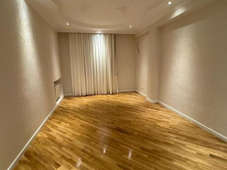 Объявление №6053767 - Баку, м. Иншаатчылар, 4-комн., 160 м², 16/17 этаж