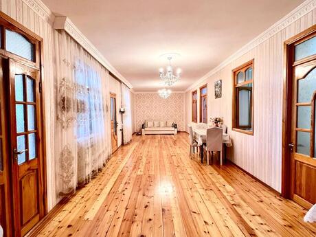 5 otaqlı həyət evi/bağ evi - Qaraçuxur q. - 160 m²