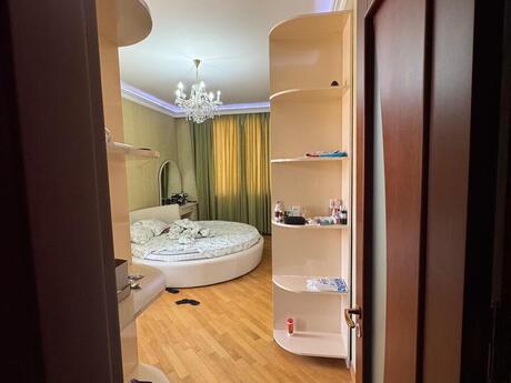 3-комнатная квартира, 140 м², Elmlər Akademiyası: 400 000 ₼ 4