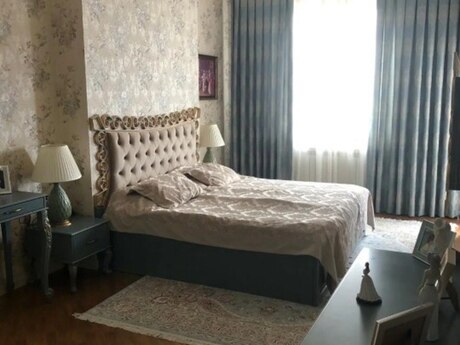 4-комн. новостройка - Насиминский р. - 160 м²