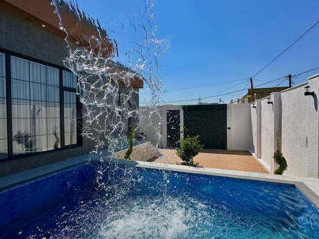 4 otaqlı həyət evi/bağ evi - Mərdəkan q. - 202 m²